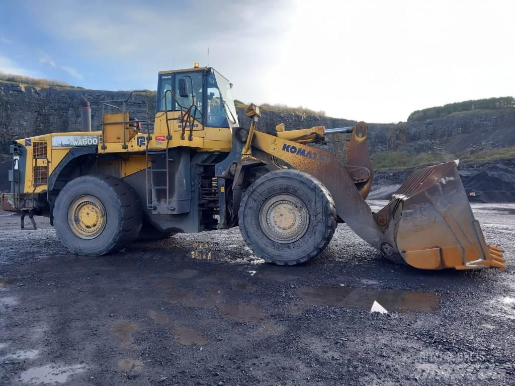 Komatsu WA 600-6 لوادر بعجل