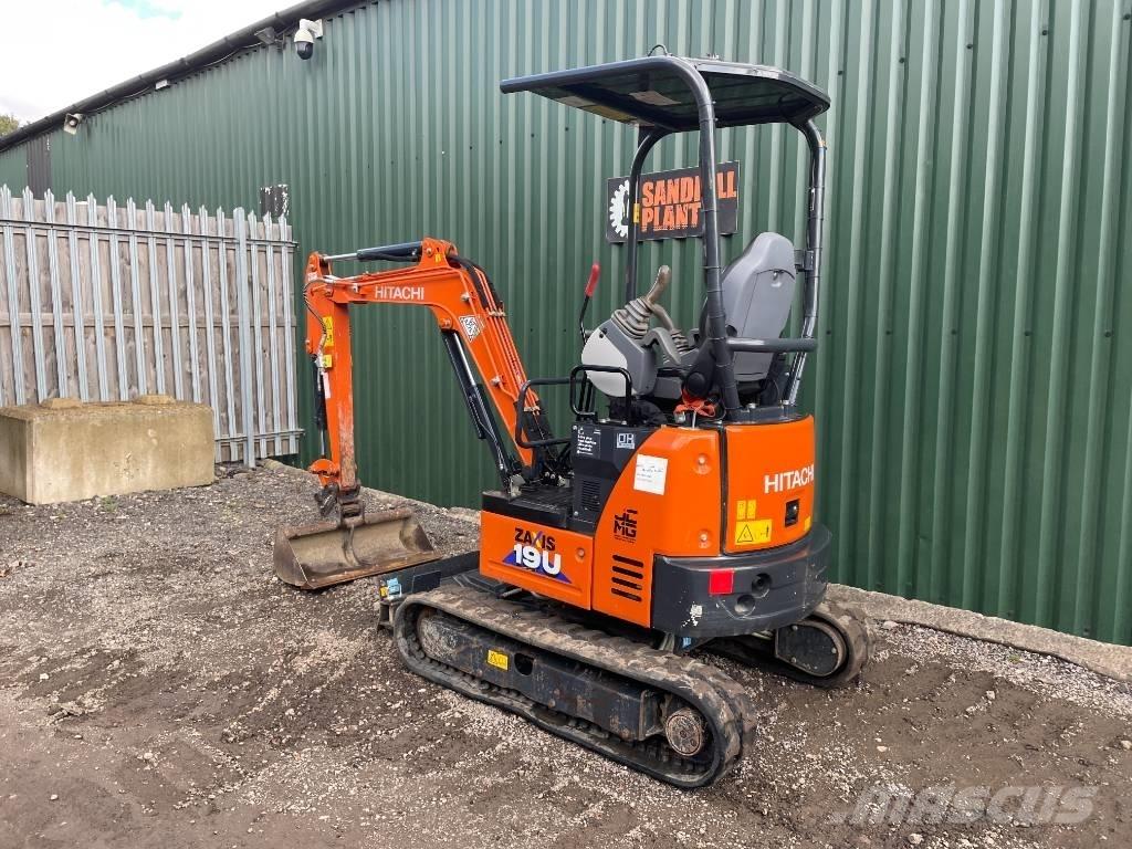 Hitachi ZX 19 U-6 حفارات صغيرة أقل من 7 طن (حفارات صغيرة)