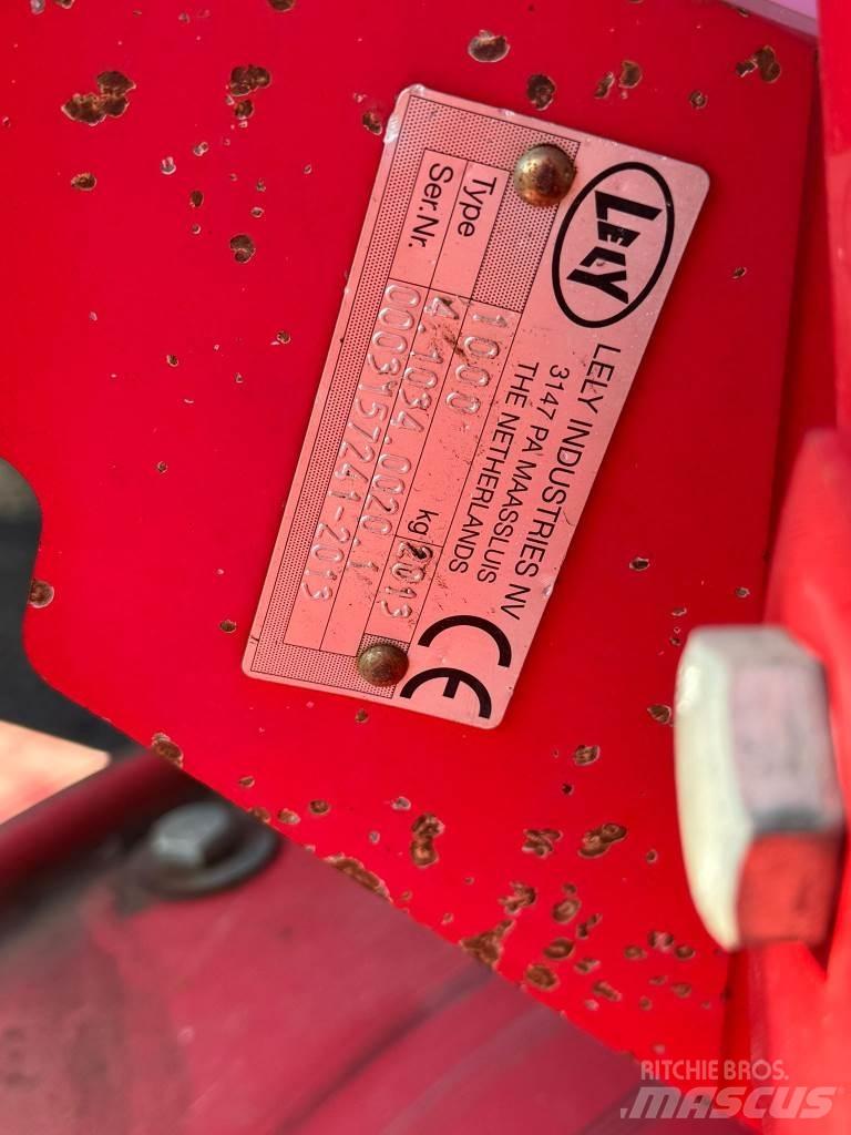 Lely LOTUS 770 مكابس وميبسات التبن