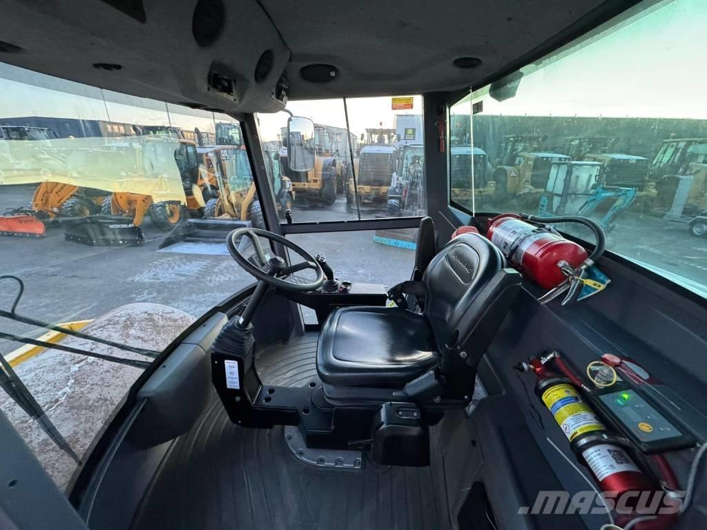 Dynapack CA1500D مداحل أحادية الأسطوانة