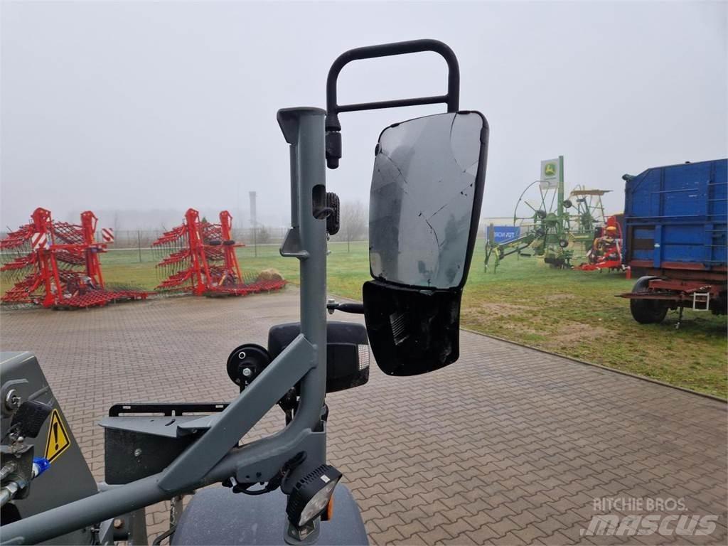 Kramer KT557 معدات مناولة لأغراض الزراعة
