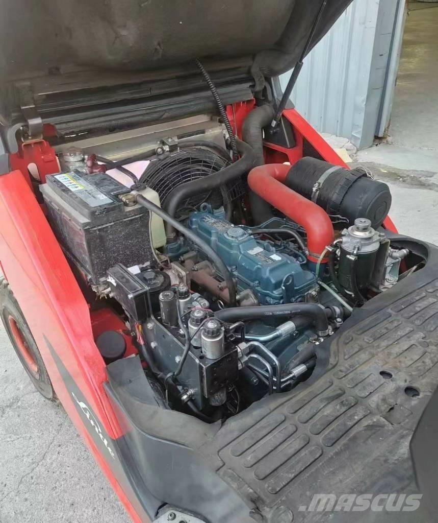 Linde H 30 D شاحنات الديزل