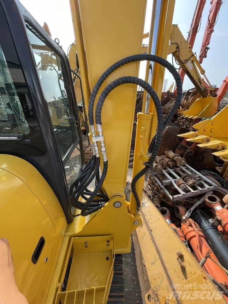 Komatsu PC 56 حفارات صغيرة أقل من 7 طن (حفارات صغيرة)