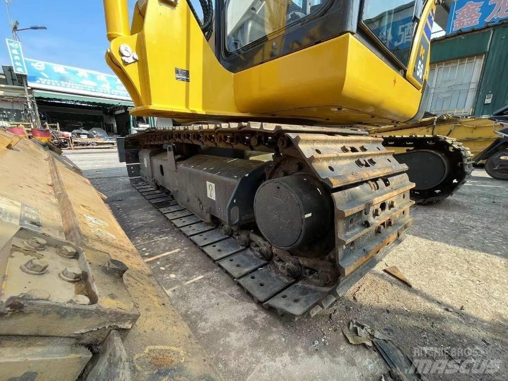 Komatsu PC 56 حفارات صغيرة أقل من 7 طن (حفارات صغيرة)