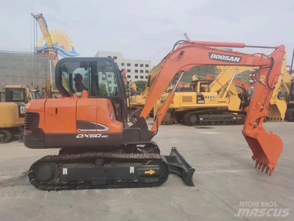 Doosan DX 60-9C حفارات صغيرة أقل من 7 طن (حفارات صغيرة)