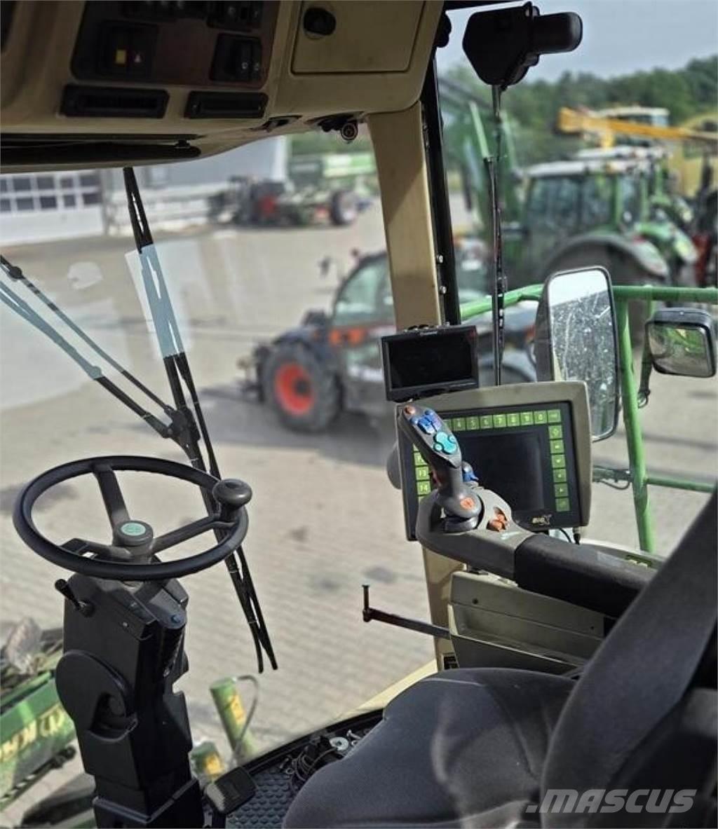 Krone Big X 650 علافات ذاتية الدفع