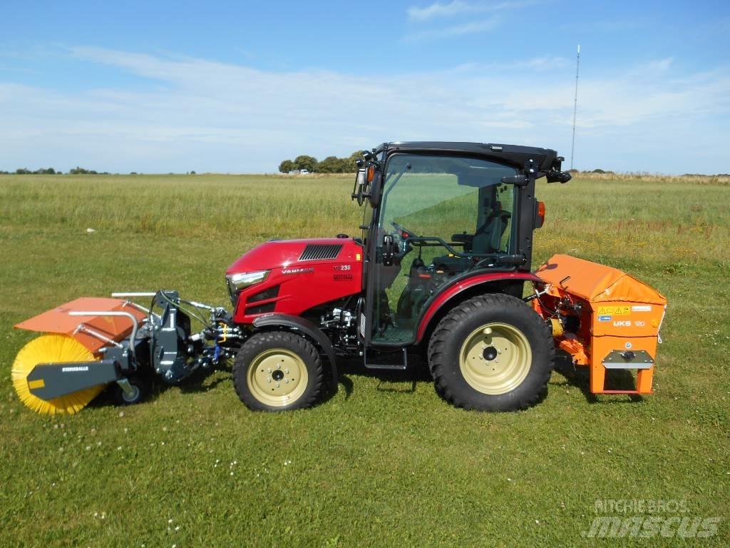 Yanmar YT 235 H جرارات مدمجة