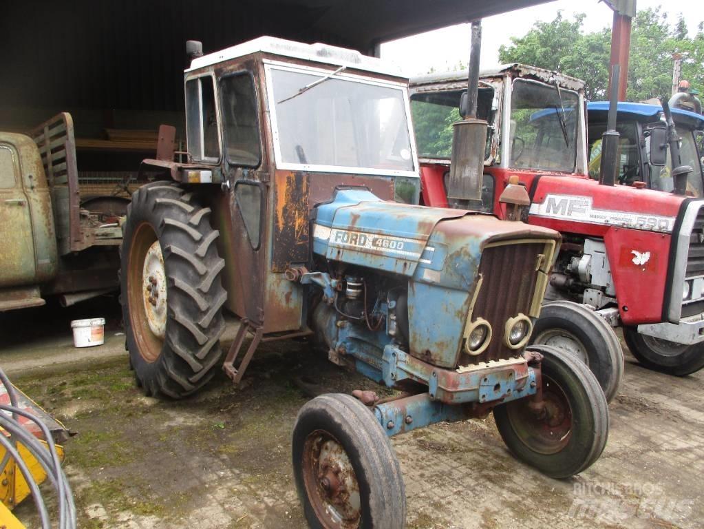 Ford 4600 الجرارات