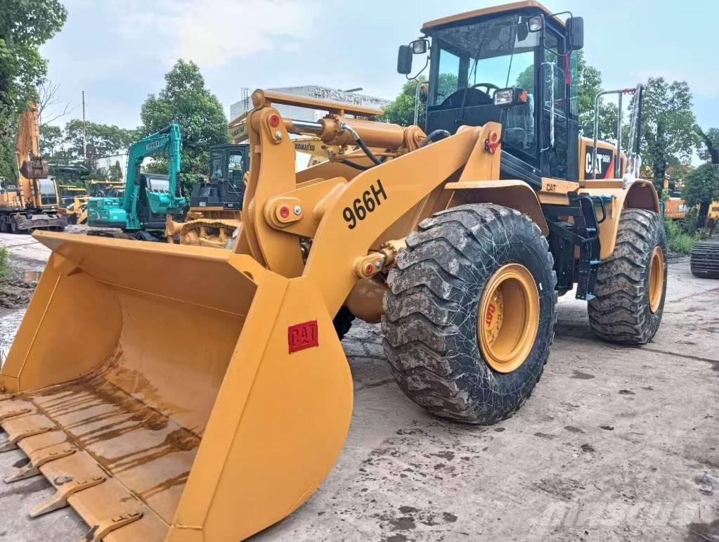 CAT 966 G لوادر بعجل