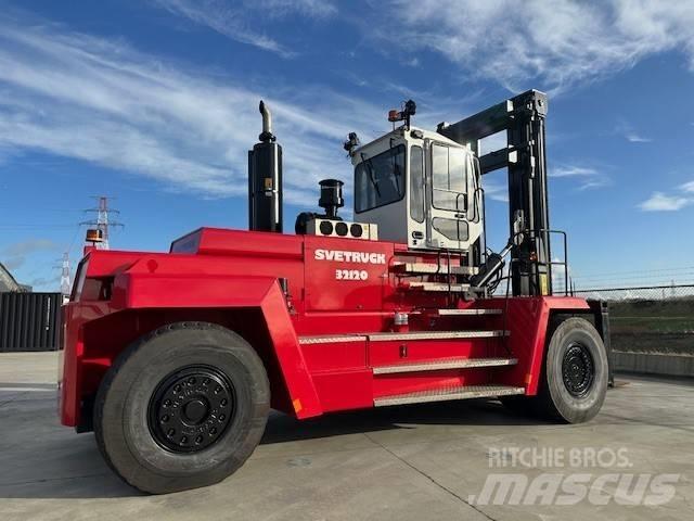 Svetruck 32-120-47 شاحنات الديزل