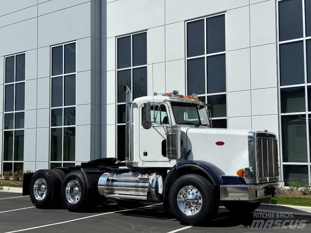 Peterbilt 357 وحدات الجر