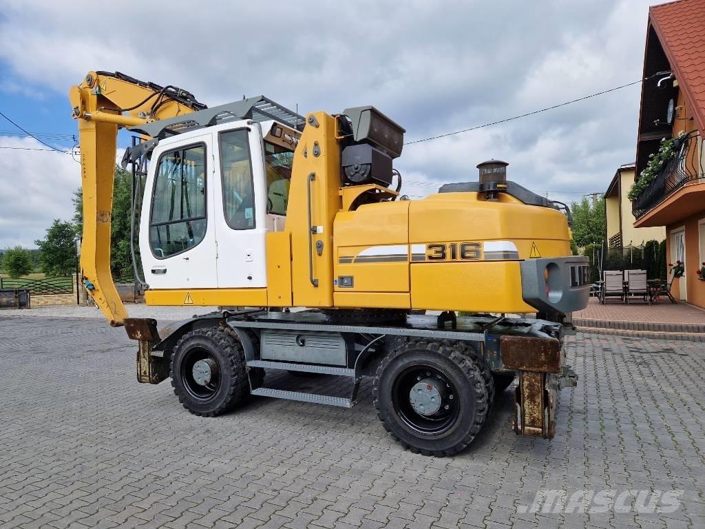 Liebherr 316 حفارات بعجل