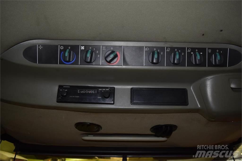 CLAAS Jaguar 900 علافات ذاتية الدفع
