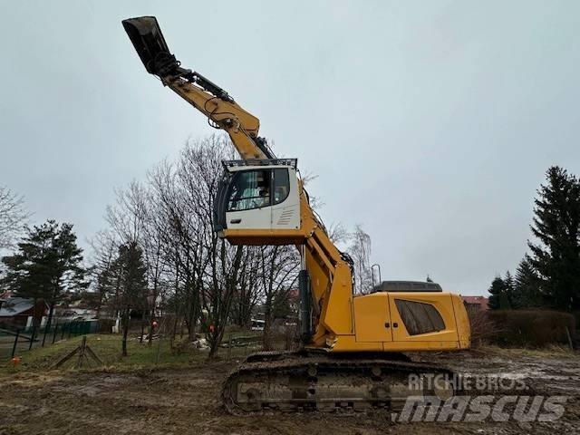 Liebherr R 936 N LC حفارات زحافة