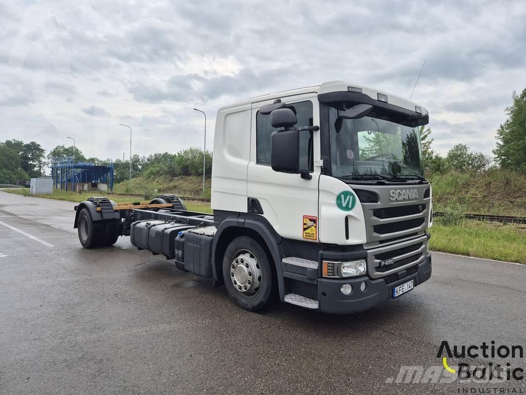 Scania P 450 شاحنات بمقصورة وهيكل