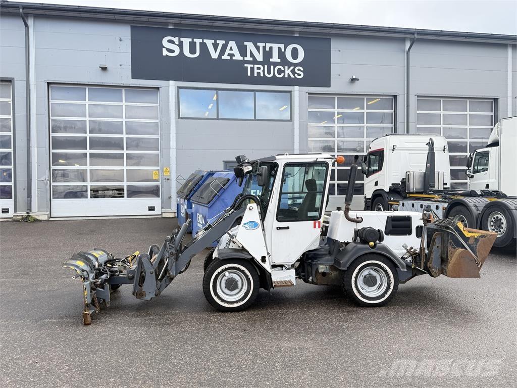 Wille 455B جرارات مدمجة