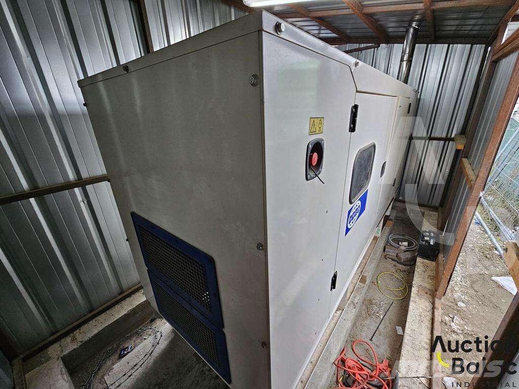 FG Wilson P150-5 مولدات ديزل