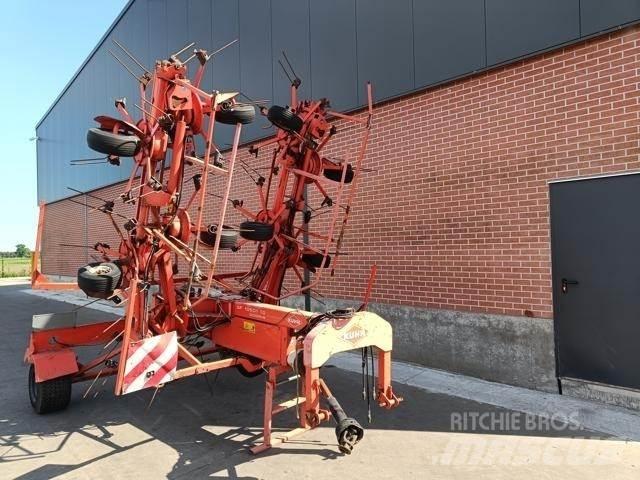 Kuhn GF10601TO مكابس وميبسات التبن