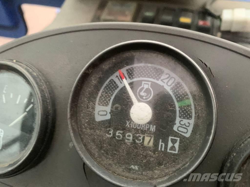 Iseki SF 310 ركوب الحشائش