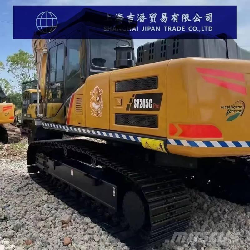 Sany SY 205 C حفارات زحافة