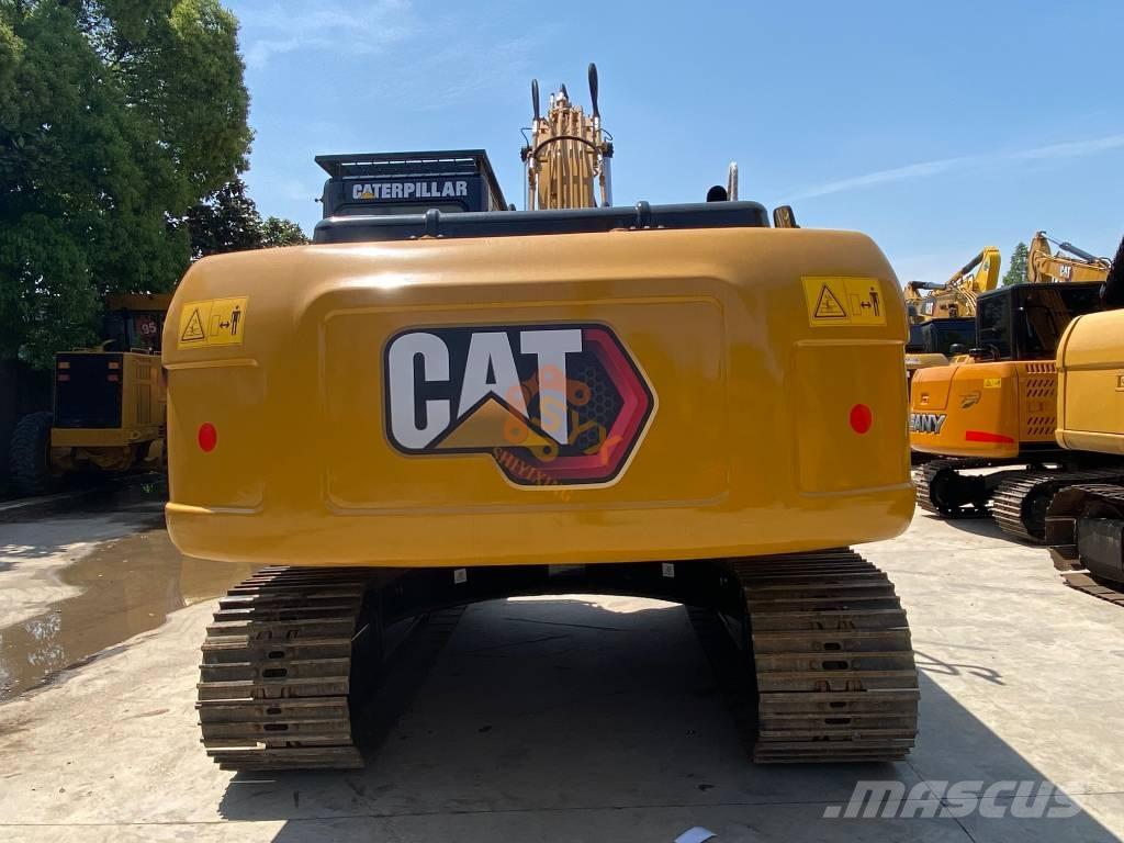 CAT 320 D حفارات زحافة