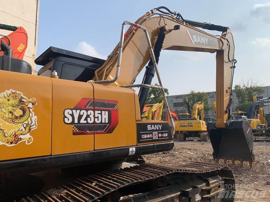 Sany SY 235 H حفارات زحافة