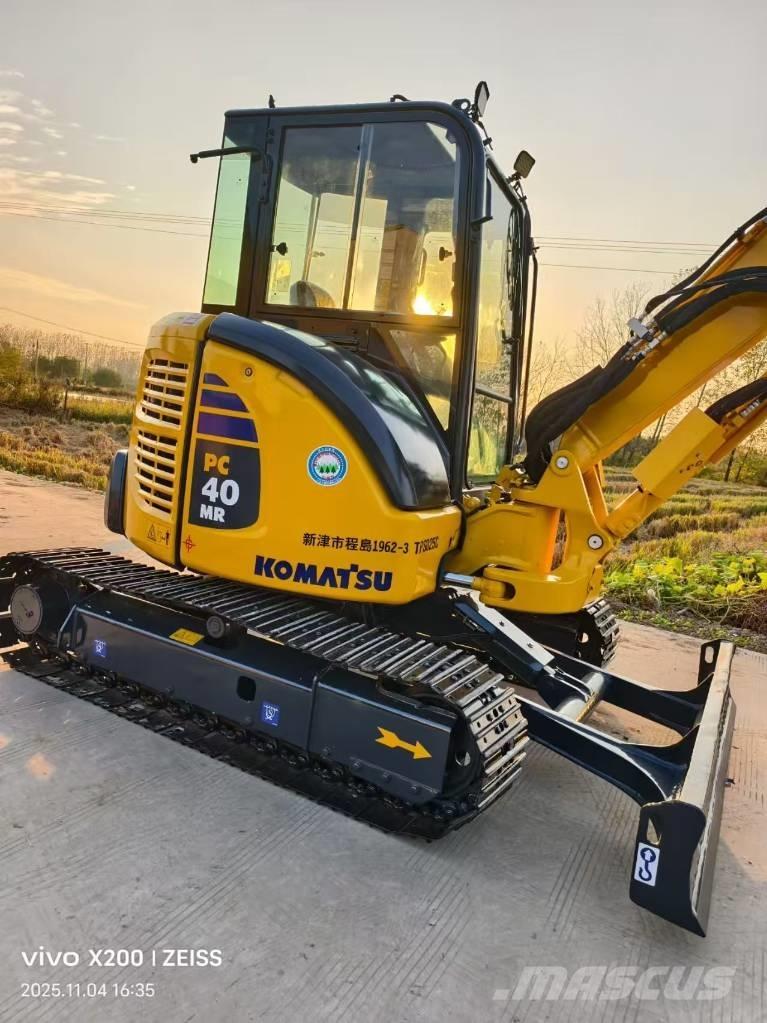 Komatsu PC 40 MR حفارات صغيرة أقل من 7 طن (حفارات صغيرة)