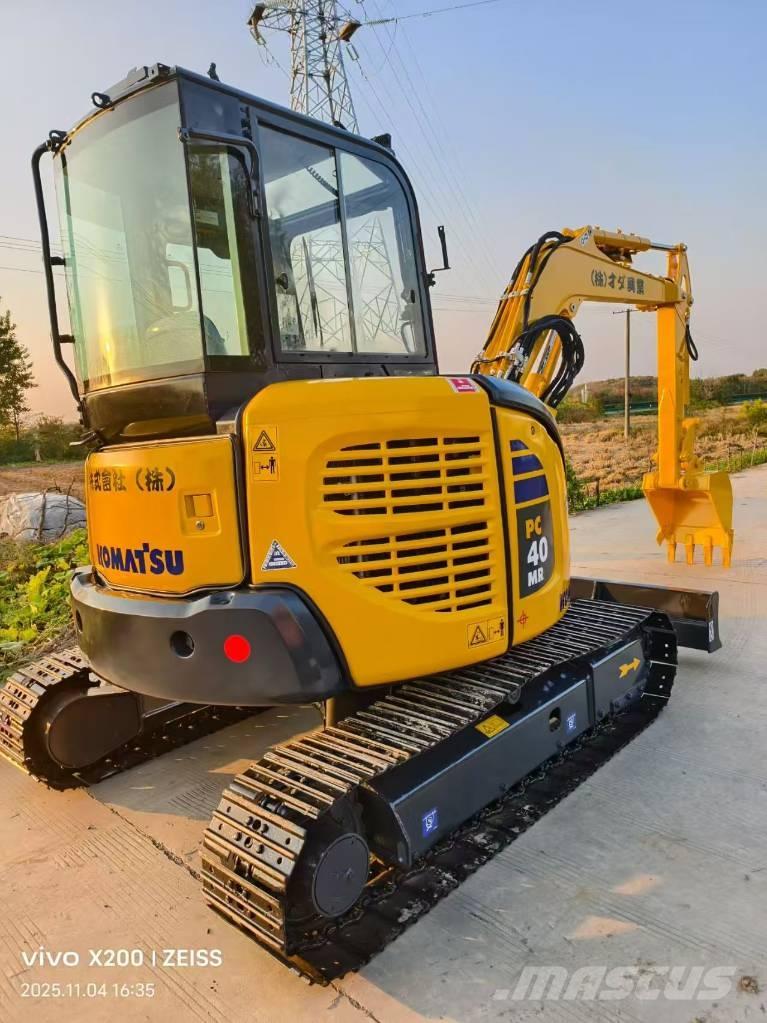 Komatsu PC 40 MR حفارات صغيرة أقل من 7 طن (حفارات صغيرة)