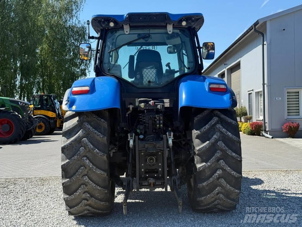 New Holland T 7.175 الجرارات