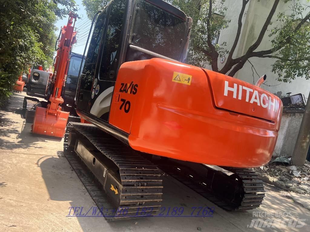 Hitachi ZX70 حفارات وسط 7 طن - 12 طن