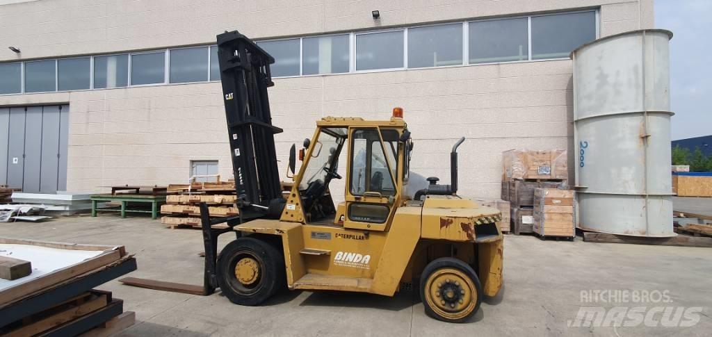 CAT DP 80 شاحنات الديزل