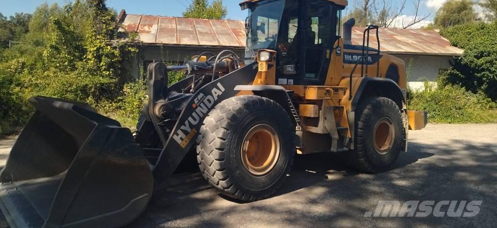 Hyundai HL 960 A لوادر بعجل