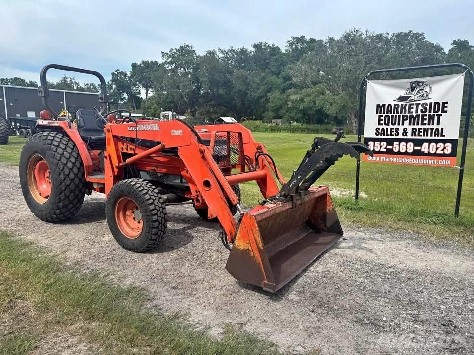 Kubota 3710 الجرارات