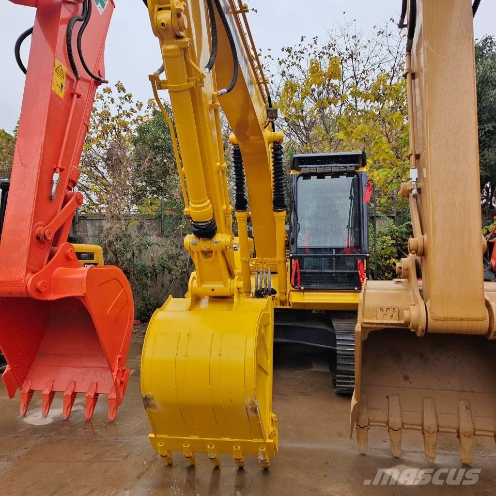 Komatsu PC 130 LC-7 حفارات زحافة