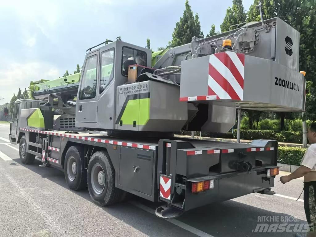 Zoomlion ZCT 251 V المصاعد والرافعات المادية