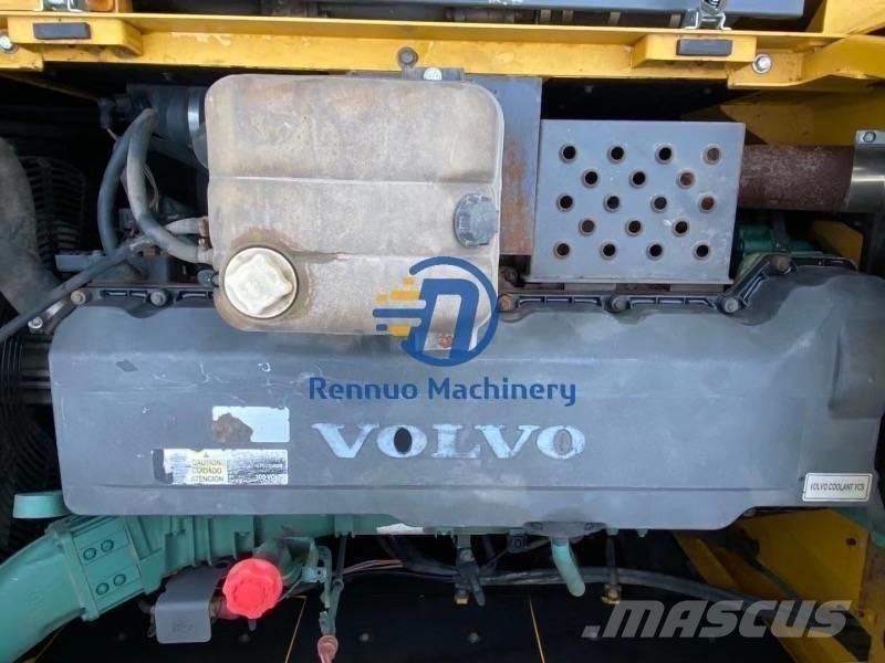 Volvo EC 380 حفارات زحافة