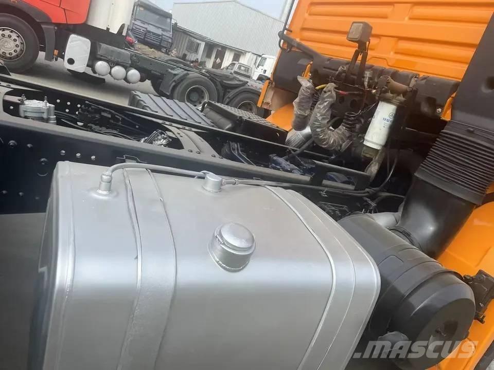 Shacman F3000 6x4 وحدات الجر