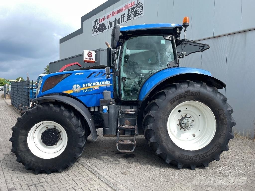 New Holland T 7.230 الجرارات