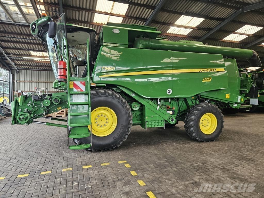 John Deere T560 i حصادات