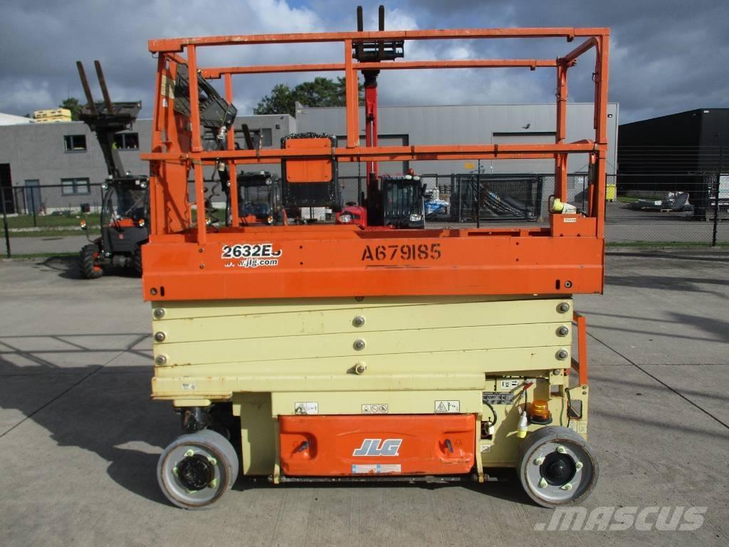JLG 2632ES (151) رافعات مقصية الشكل