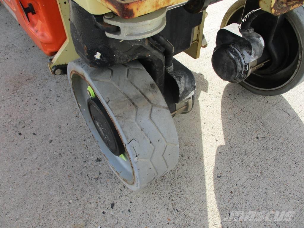 JLG 2632ES (151) رافعات مقصية الشكل