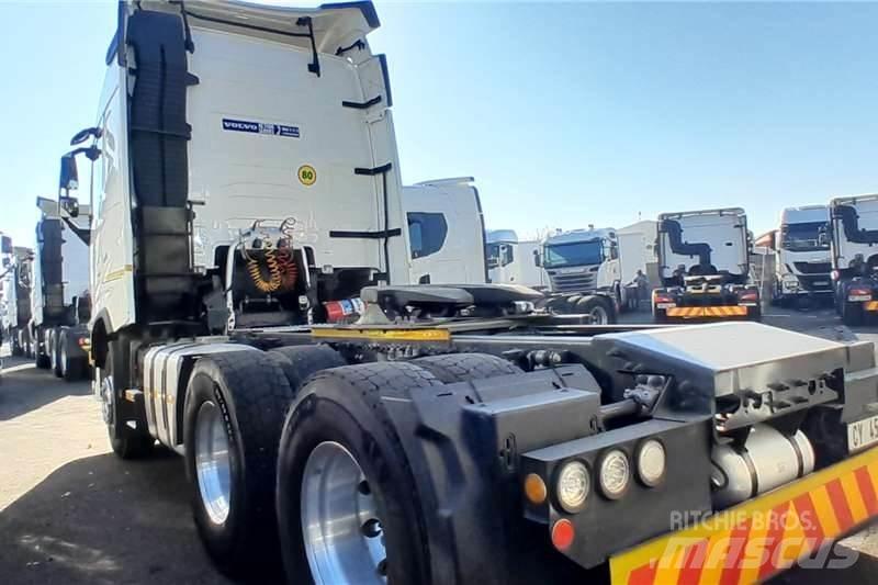 Volvo FH 440 شاحنات أخرى