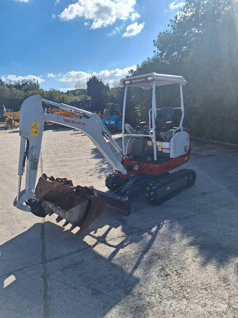 Takeuchi TB 216 حفارات صغيرة أقل من 7 طن (حفارات صغيرة)
