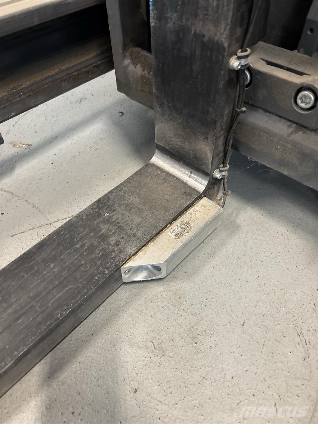 Atlet ULS140 شاحنة مناولة