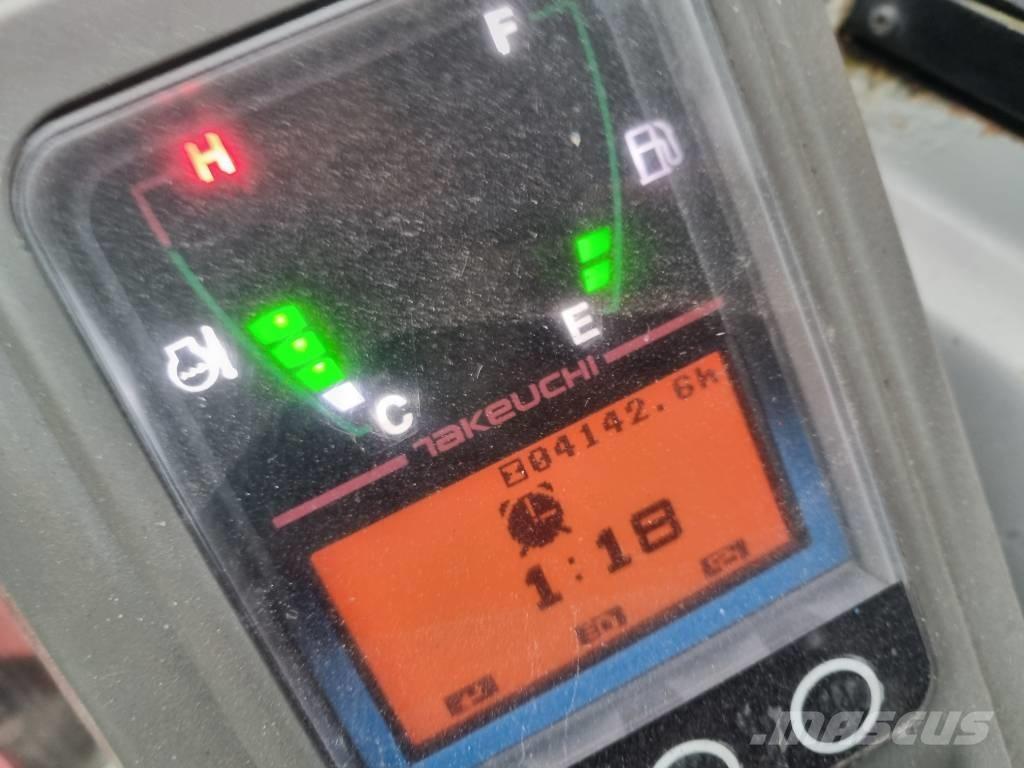 Takeuchi TB 216 حفارات صغيرة أقل من 7 طن (حفارات صغيرة)