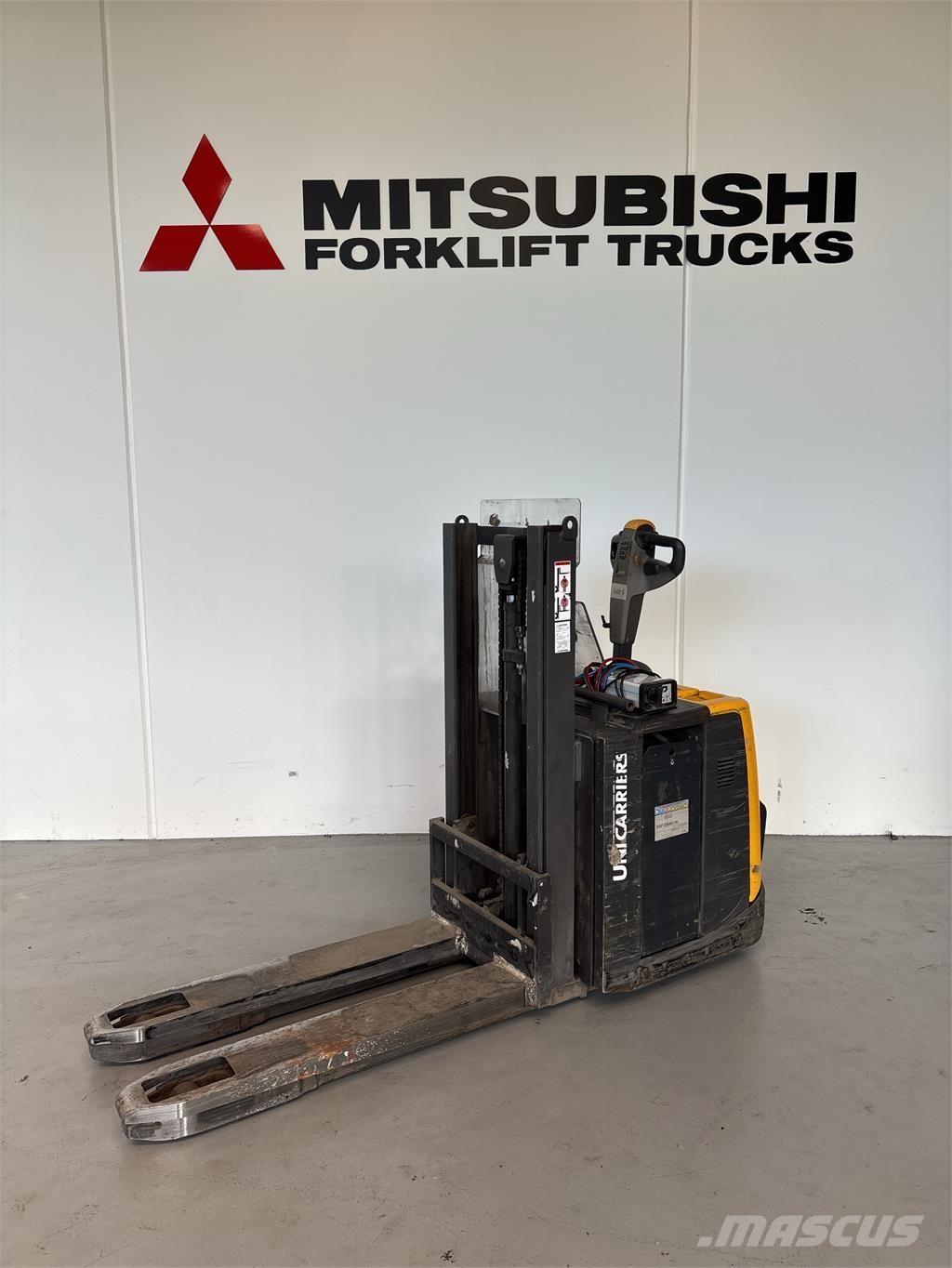 Atlet PDP200 شاحنات مناولة ذاتية الدفع