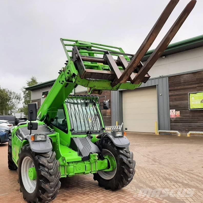 Merlo TF 30.9 مناولات متداخلة