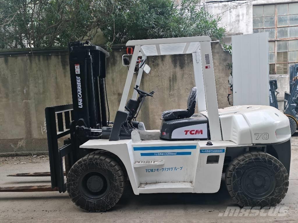 TCM FD 70 Z8 شاحنات الديزل