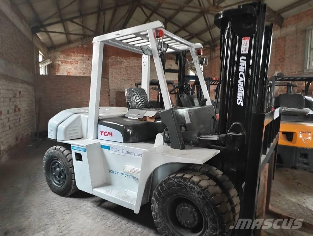 TCM FD 70 Z8 شاحنات الديزل