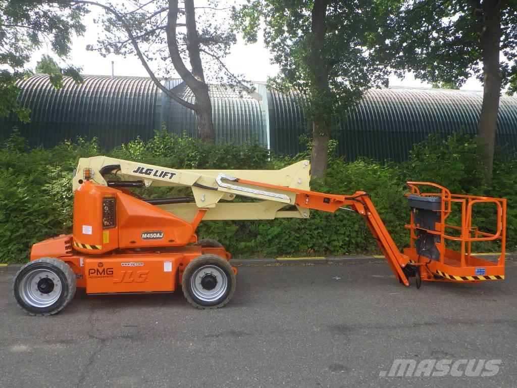 JLG M450AJ رافعات سلة مفصلية